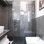 Primopiano - Ugo Bassi Apartman Milánó
