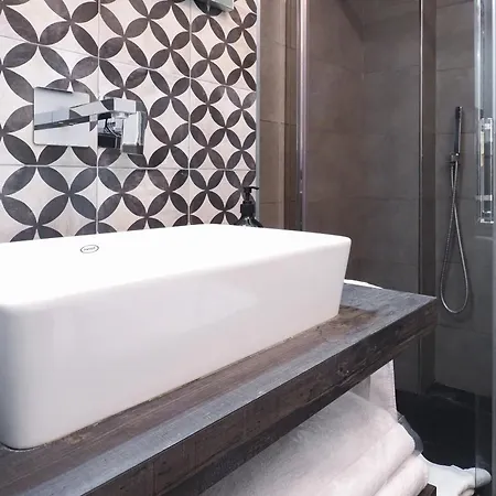 Apartment Primopiano - Ugo Bassi Milan